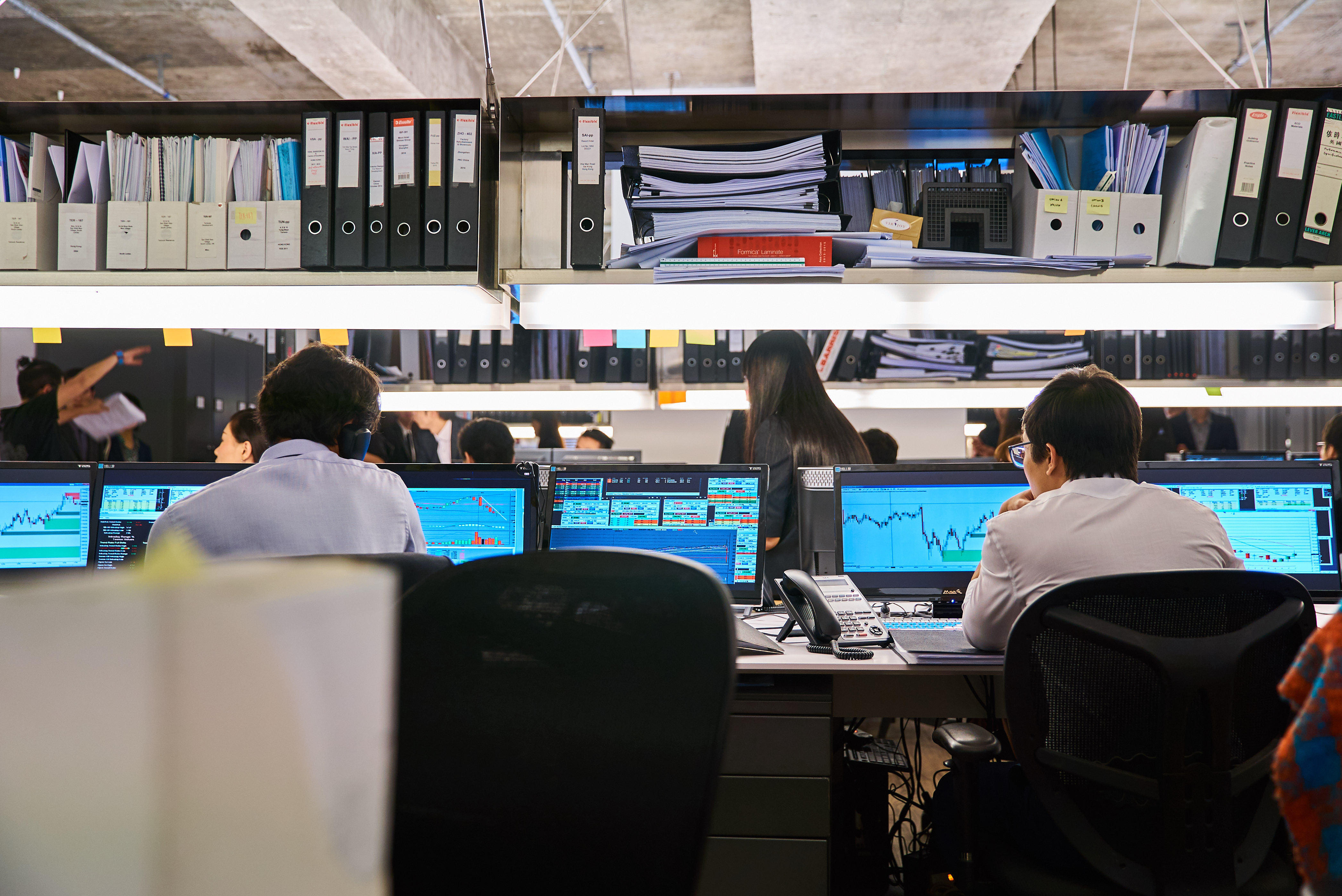 Trading Floor Dynamics - Commercial photography by Shacoworkshop Southampton